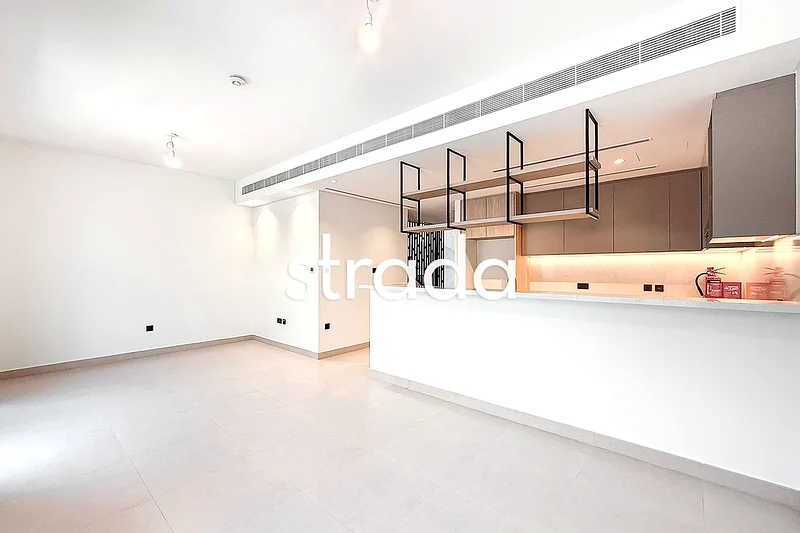 Landscaped | Brand new | Available now63807053395843110