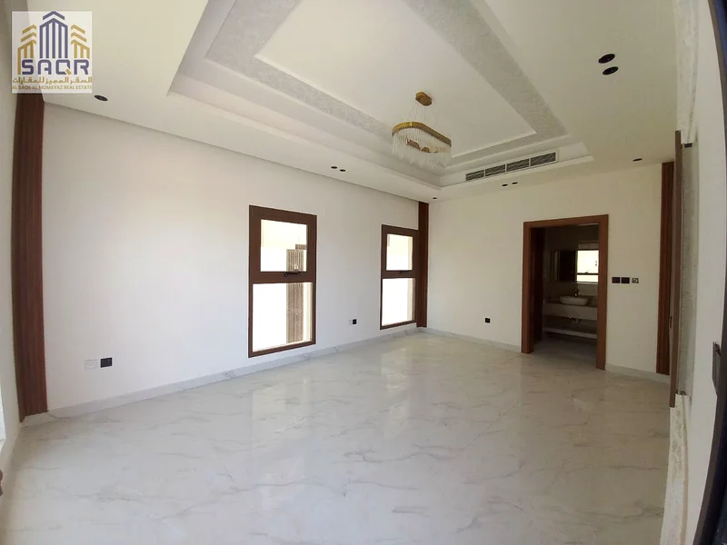 مُلكية تامة لجميع الجنسيات/بدون رسوم تسجيل/5 غرف نوم رئيسية/فناء واسع63884375025665112