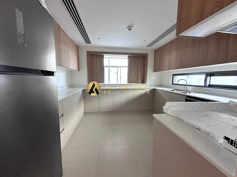 Bigger Layout | Vacant| Multiple Unit |Resort Living63751983183107111