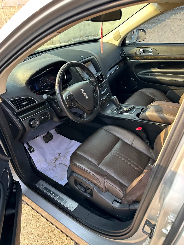Lincolin mkt turbo 2014 Gcc full options63612057313411114