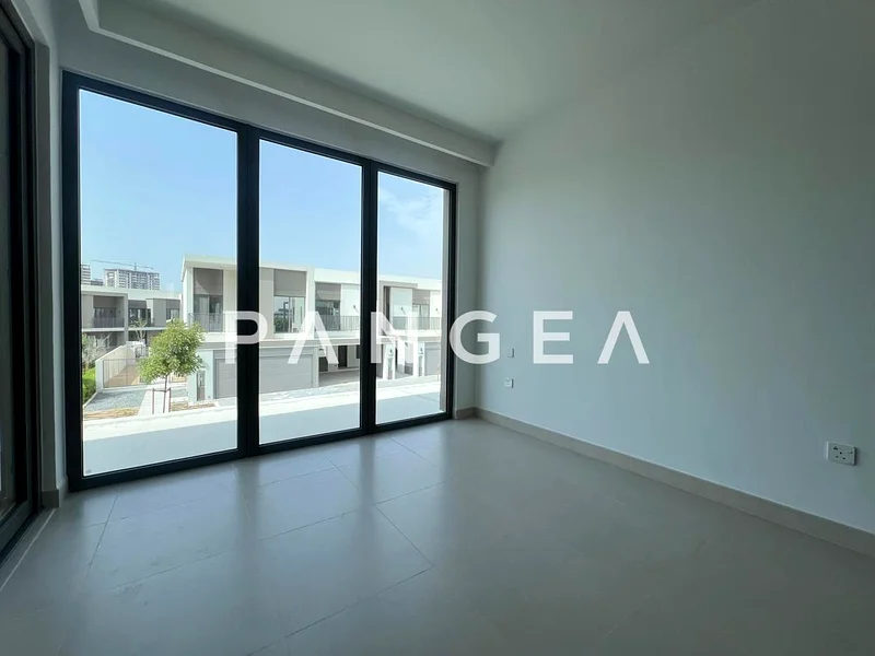 Aura Gardens | Corner Unit | Landscape Option636121029061141110