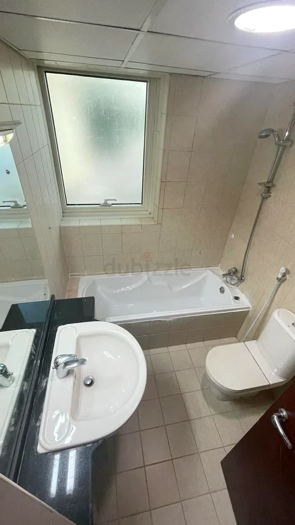 مساحة سرير تنفيذية متاحة - منطقة DCC63624879856515111