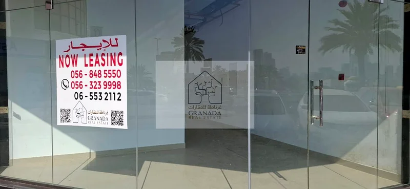 فرصة تجارية مميزة على الشارع الرئيسي63816451878275112