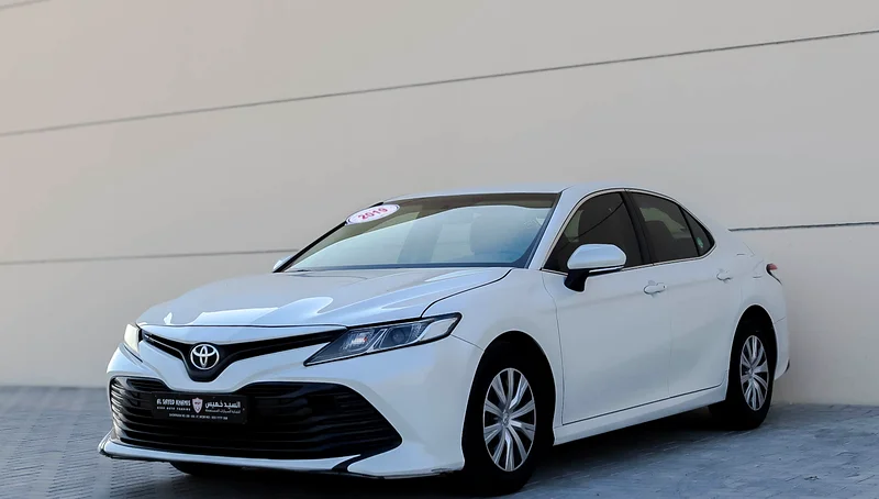 Toyota Camry 2019 GCC without accidents in excellent condition 954 P.M63612450162690112