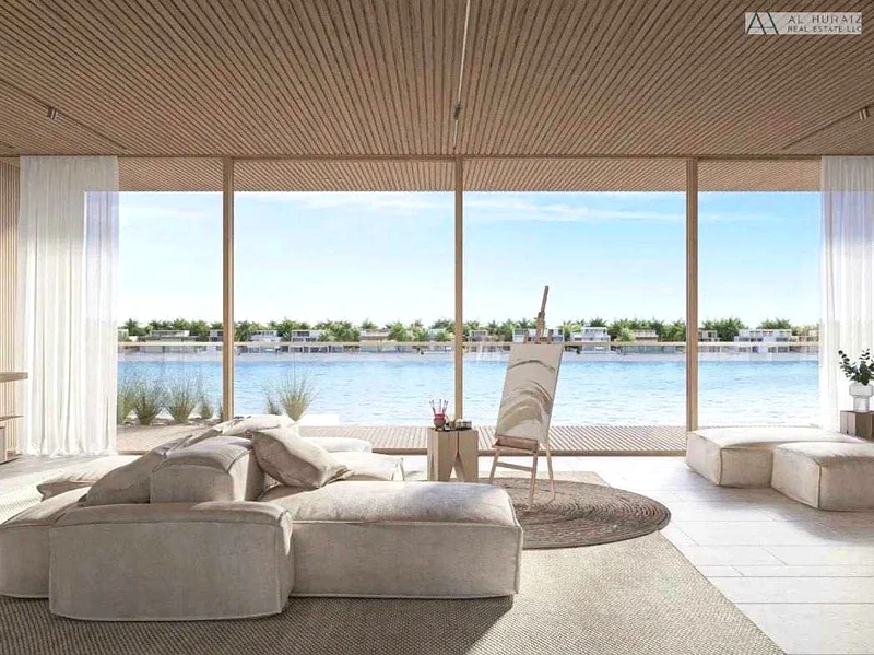 7 Bed Coral Living | Above 50 number | Frond P63921172207617111