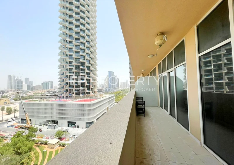 Fully Furnished | Spacious Layout | Community View63784718062721112