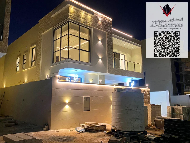 villa for sale distinctive on the main street, directly from the owner,  in Al Helio 263907590059009112