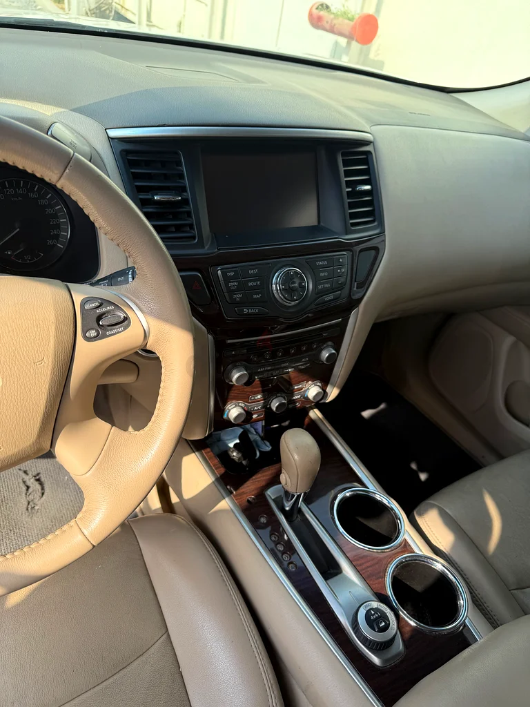 نيسان باثفايندر نموذج رقم 2 سنة 2015 4x4 SV63613131624065112