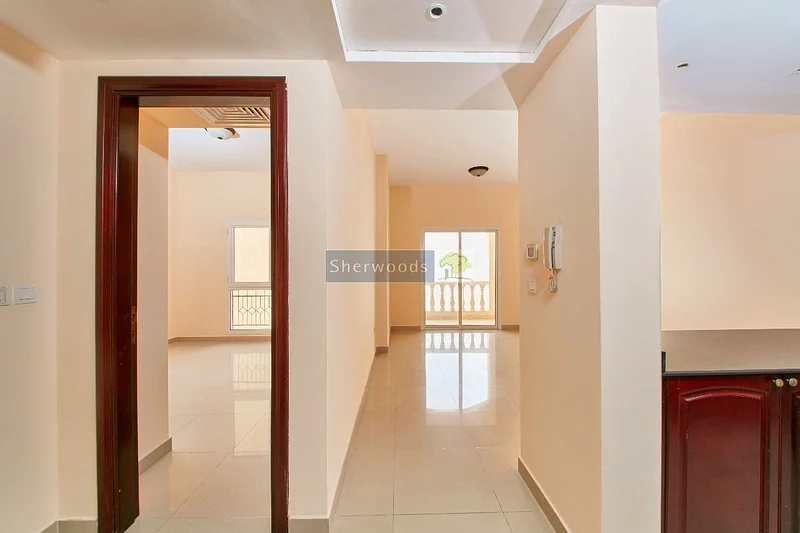 شقة رويال بريز مع إطلالة على البحر ووين - طابق عالي - مؤثثة63859833898497113
