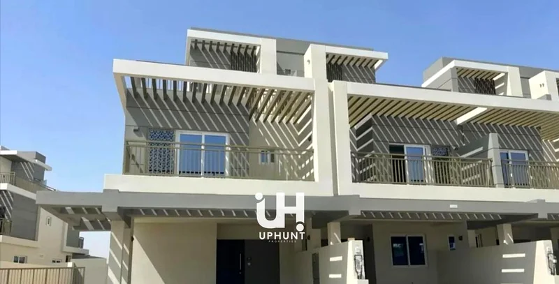 BRAND NEW RECENTLY HANDED OVER/SPECIOUS LAYOUT G+2/CORNER UNIT BIG L SHAPE GARDEN/GOOD FOR LIVING/ONLY SERIOUS BUYER CONTACT US64005313472770110