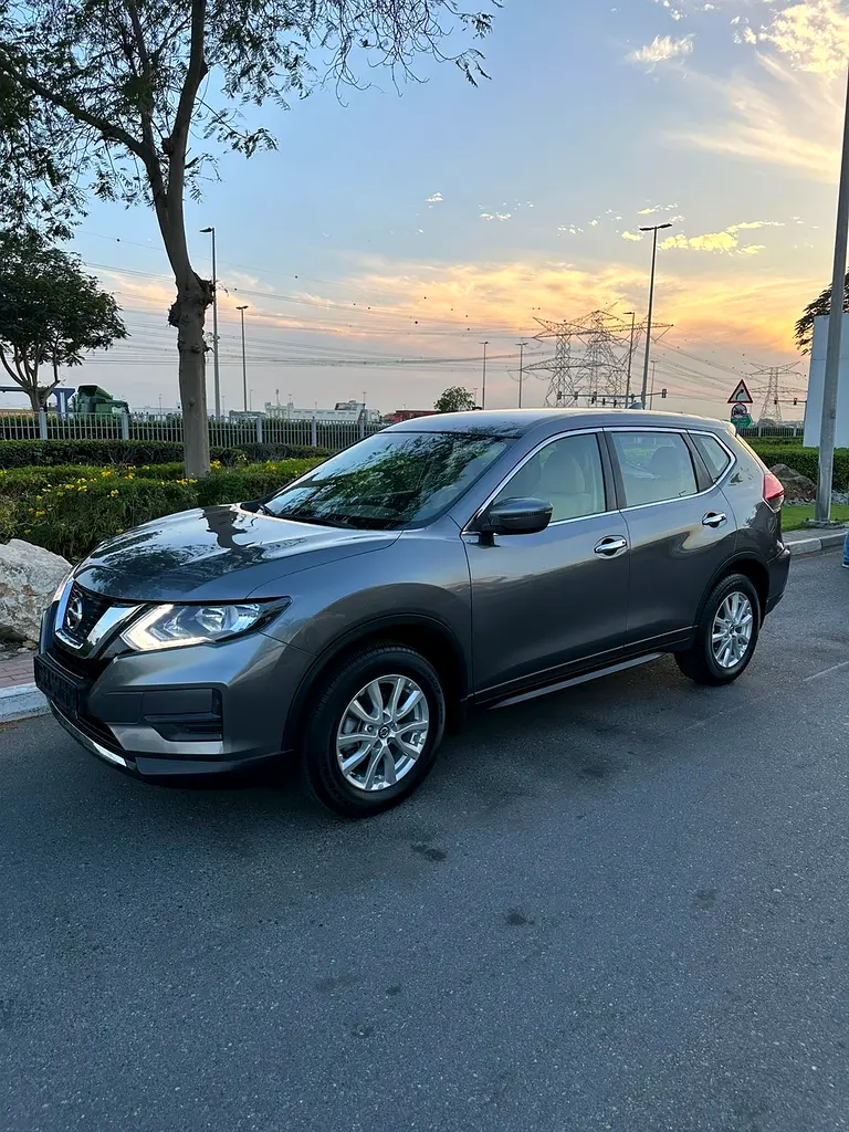 Nissan X-Trail 2020 — photo 1 of 20
