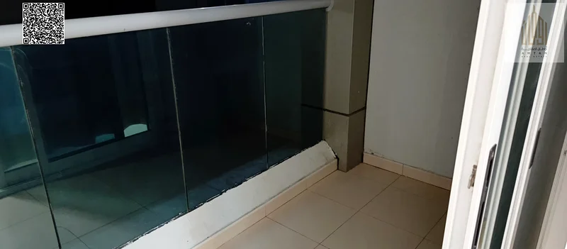 موقع ممتاز | شقة بغرفة نوم واحدة في برج سيتي مع موقف سيارات | مؤثثة63892020569731113