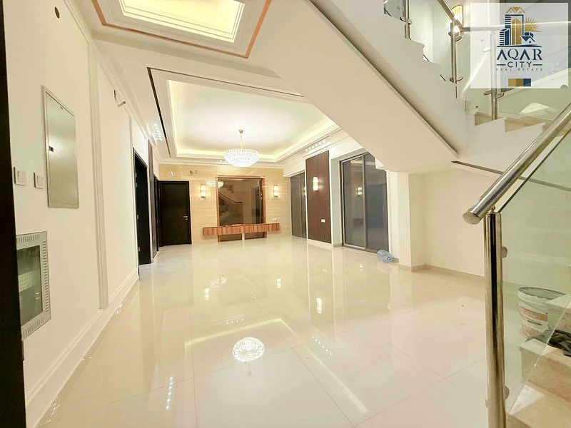 🏡 للبيع – فيلا فاخرة في الباهية – عجمان | 7 غرف نوم رئيسية | مجلس | صالة معيشة رئيسية | طابقين + سطح | تشطيبات عالية الجودة | ممتازة جدًا63882443836033114