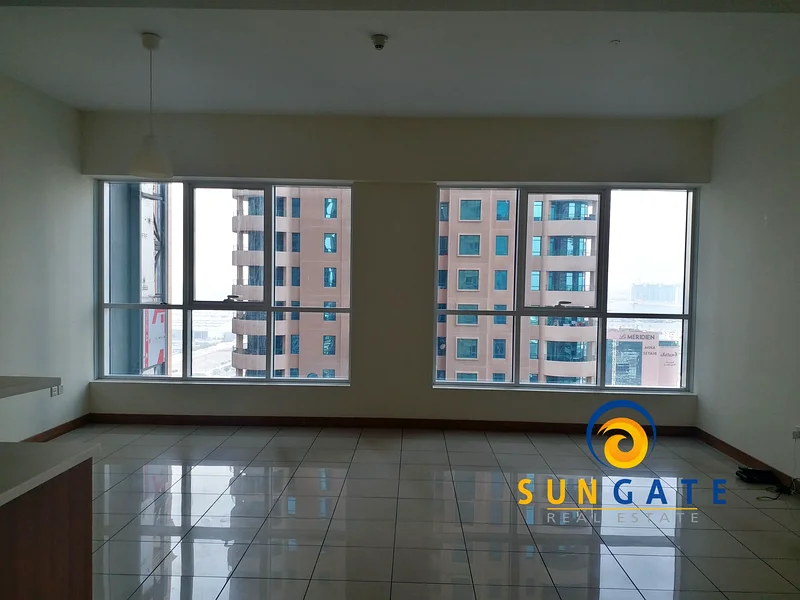 وحدة مستأجرة، بالقرب من الترام والميترو64040580835842113