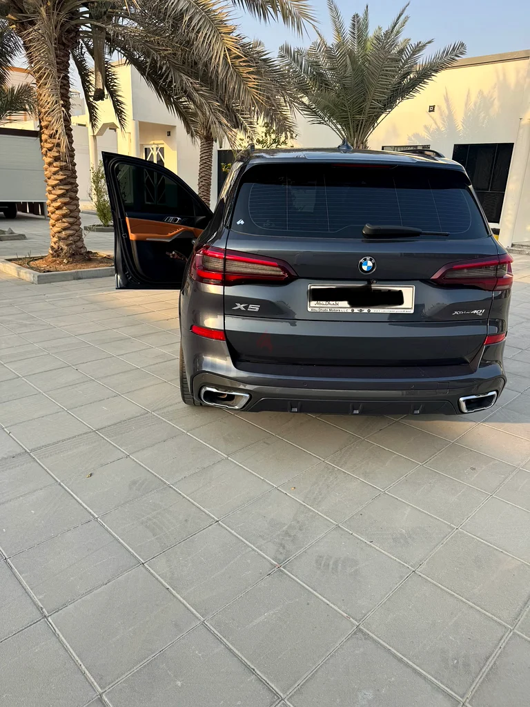 BMW X5 40i63612445994115113