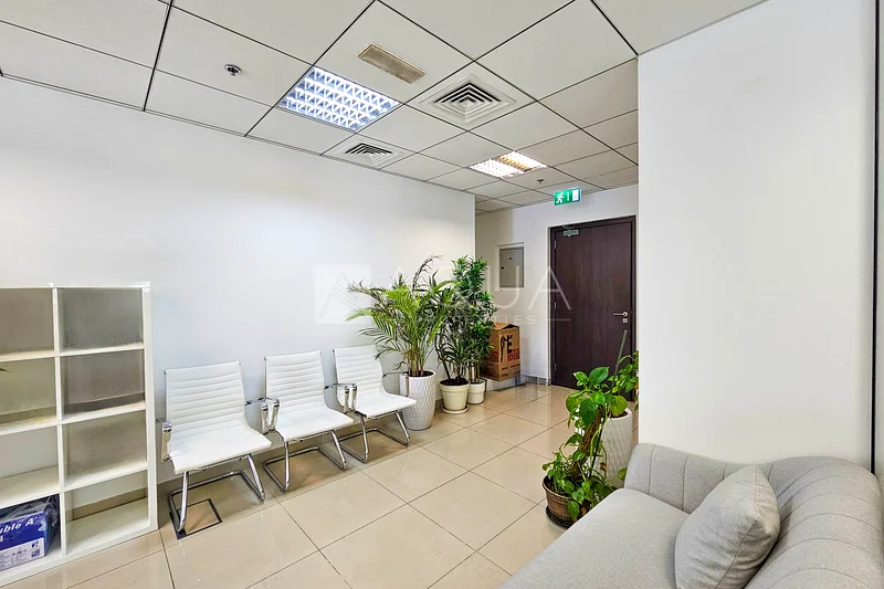 Fitted & Partitioned | Near Metro | Vacant63826268263042111