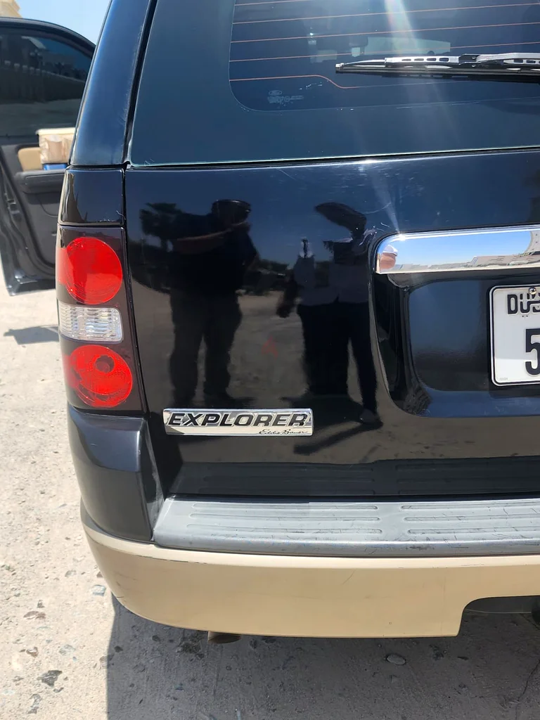 Ford Explorer 201063613463511937113