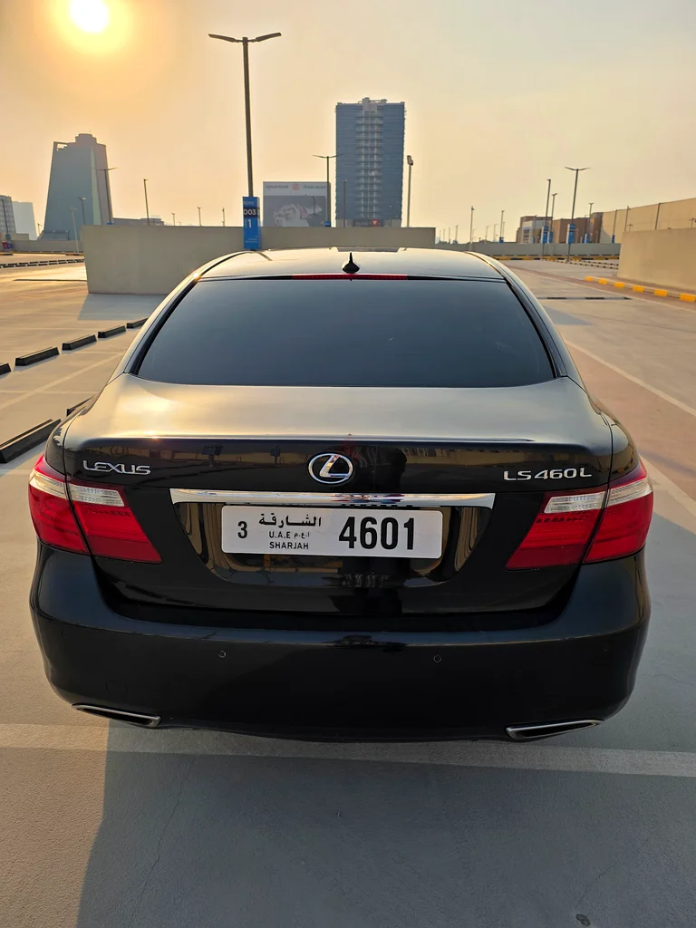 لكزس LS 460 L لعام 2007 في الولايات المتحدة الأمريكية63613736810369112