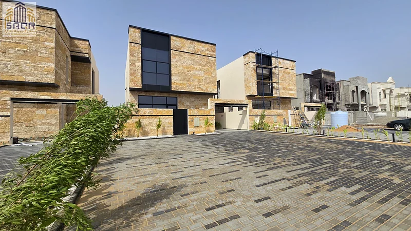 تتمتع الفيلا ذات التصميم الحديث بالإعفاء من رسوم التسجيل ورسوم الملكية.63911729909507111