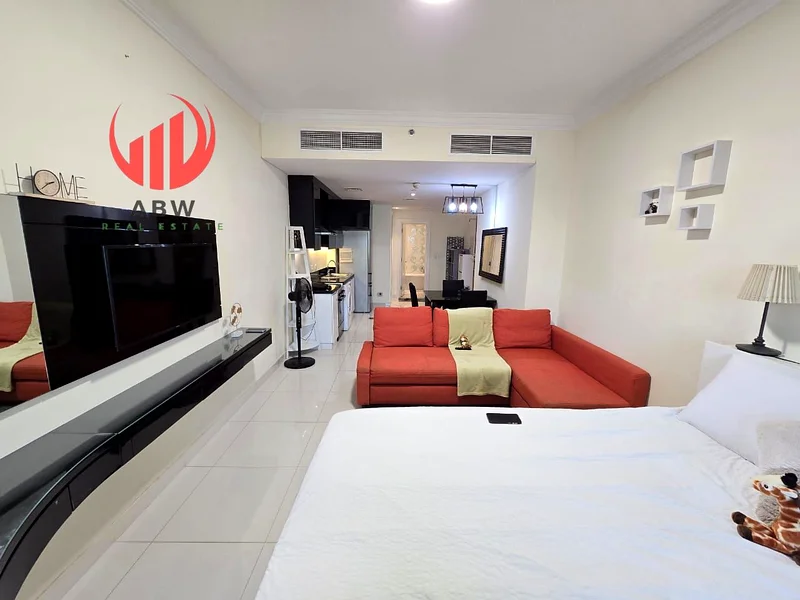 Vacant  | Comforts Meets Space  | Furnished63790892365954114