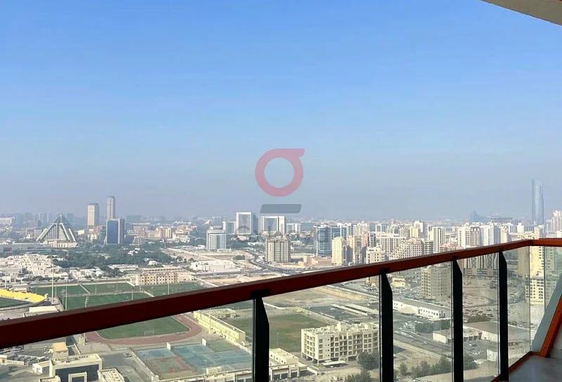 منظر على الأفق | جاهز وفارغ | طابق عالي63740102454018110
