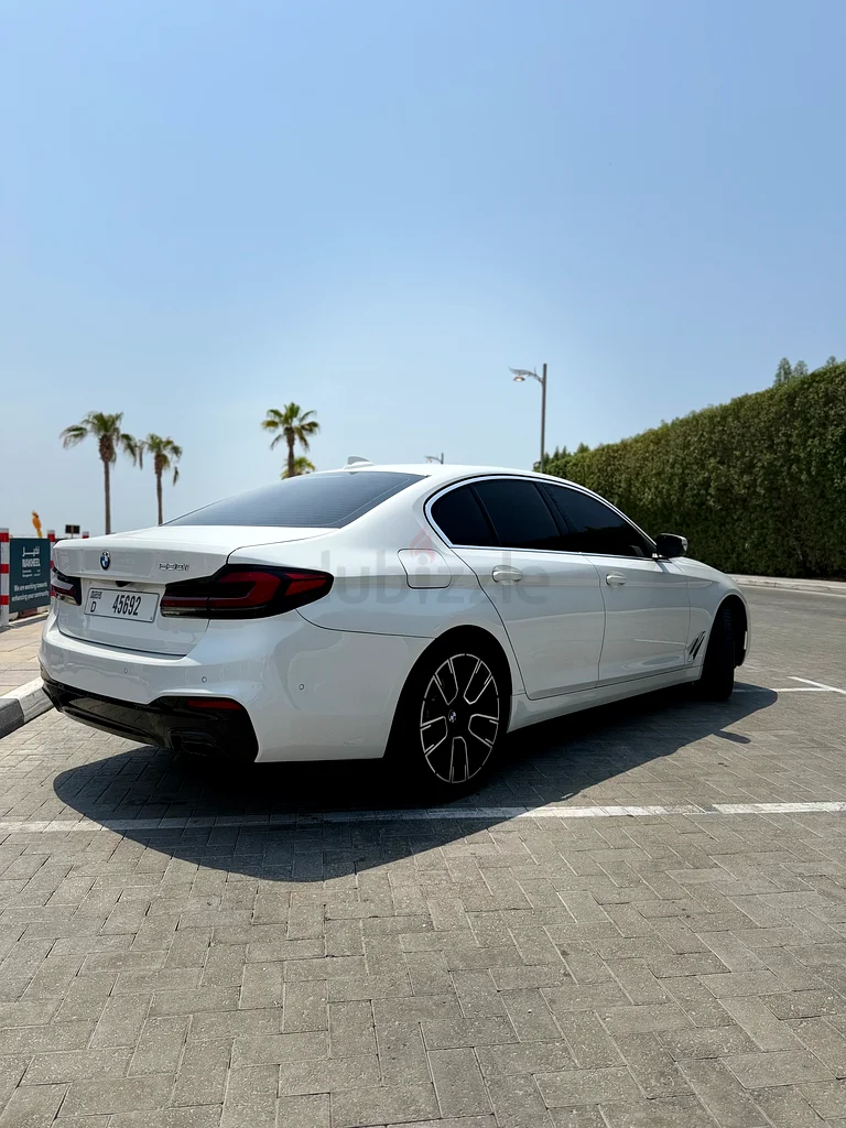 2020 BMW 520i GCC M-package63612445245953113