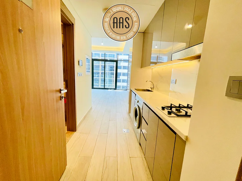 Huge layout | Pool View | Chiller Free | Luxury63800933736193112