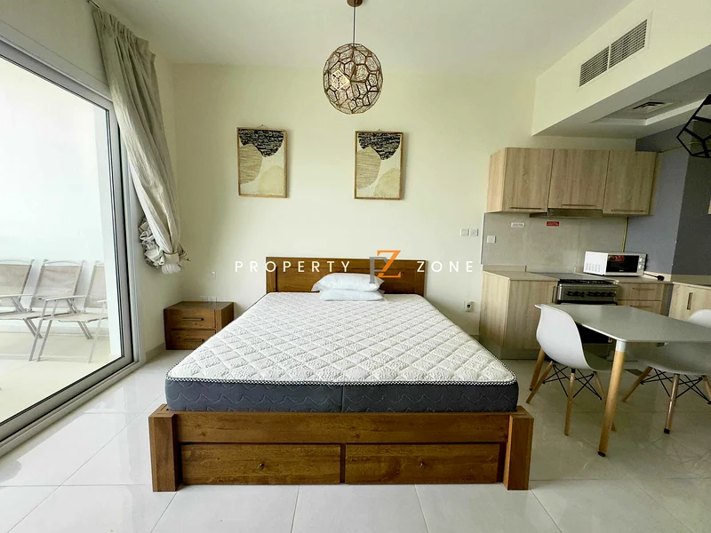 PRICE DROP | COMMUNITY AND POOL VIEW | FURNISHED63791213232002112