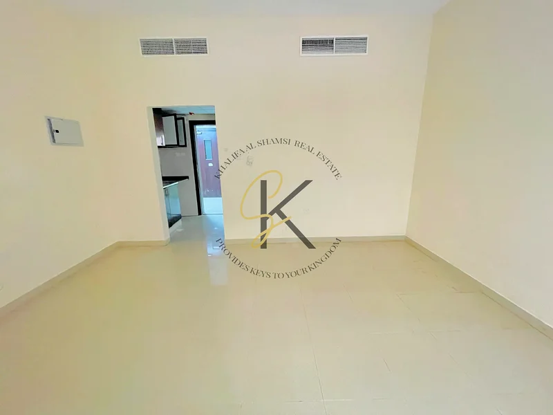 عرض ساخن للغاية شقة استوديو كبيرة مذهلة للعائلة أمام الممشى مبنى عائلي بالكامل64410799136897110