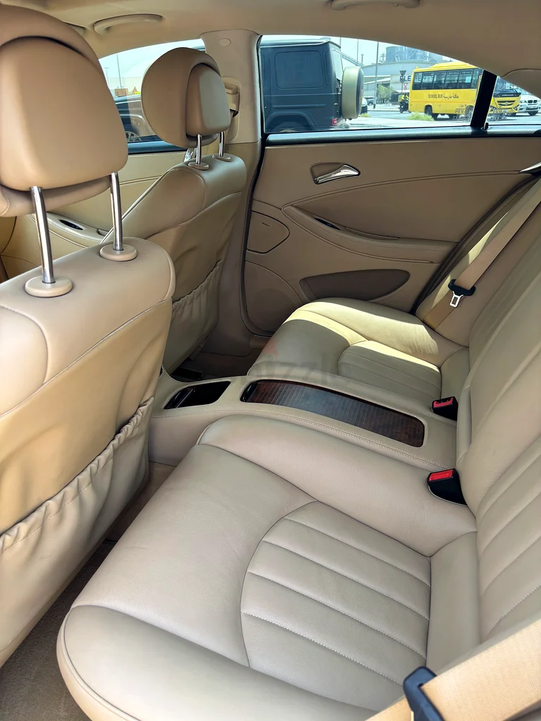 مرسيدس CLS500 مذهلة63613738194306114
