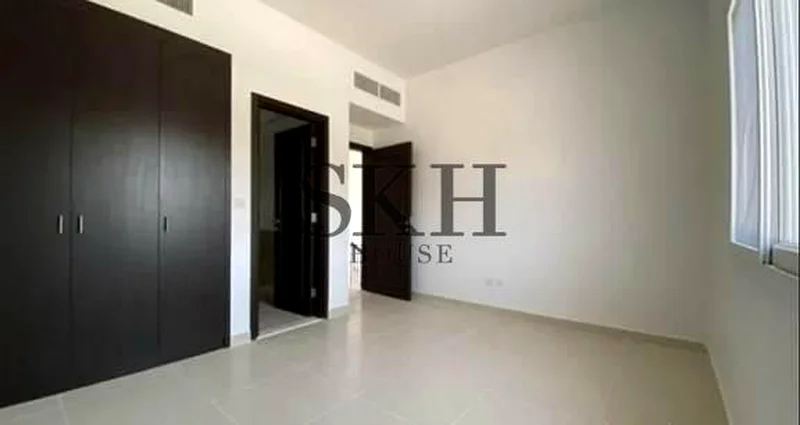 غرفتان نوم + غرفة خادمة | حديقة مزروعة63725373171331114