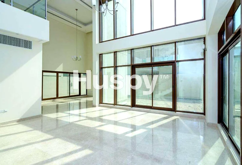 Vacant | With Pool | Large Layout63975048897409112