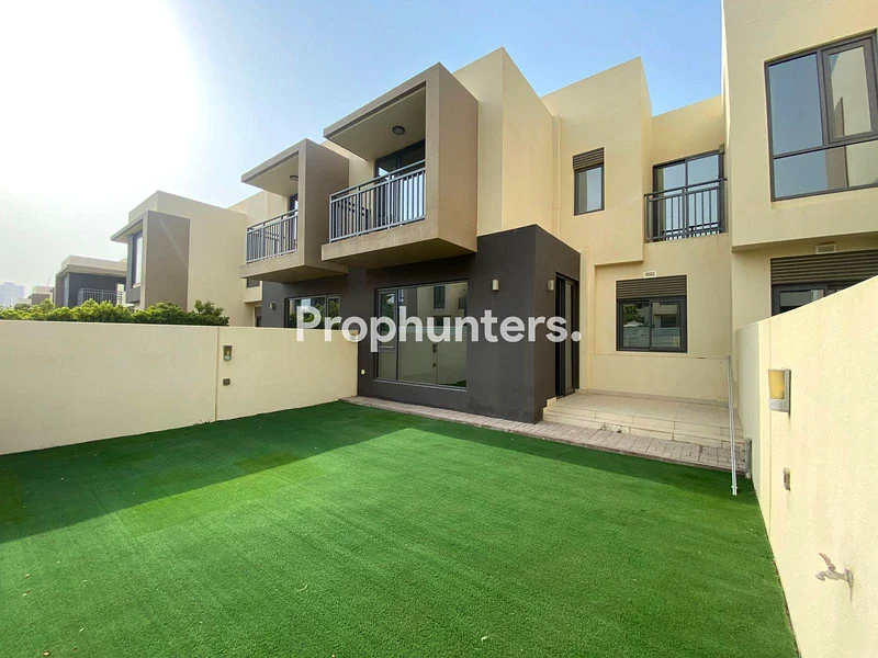 Back To Back | Unfurnished | Spacious Layout63754926975874110