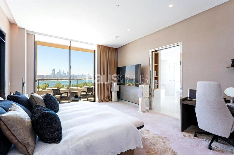 Sky Line View | Designed by Rigby and Rigby64010003571073110