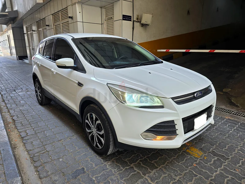 فورد إسكيب مالكة أولى استخدام سيدات، خدمات كاملة63612083529219111
