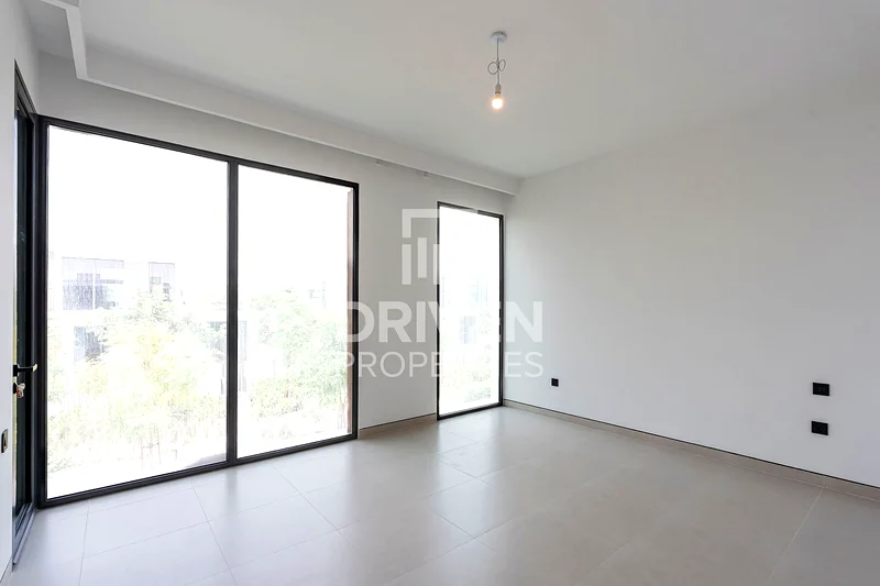 Exceptional Villa with Garden Suite | Corner Plot63734258077185114