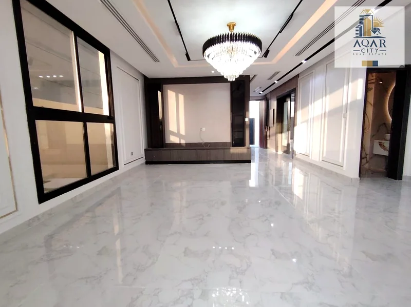 للبيع، فيلا حديثة مع مسبح كبير، في موقع متميز خلف أبراج الإمارات.63903397257603112