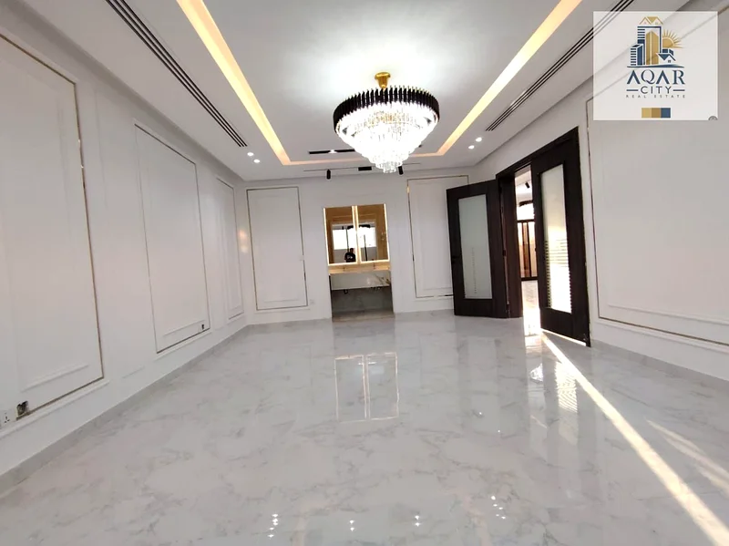 للبيع، فيلا حديثة مع مسبح كبير، في موقع متميز خلف أبراج الإمارات.63903397257603113