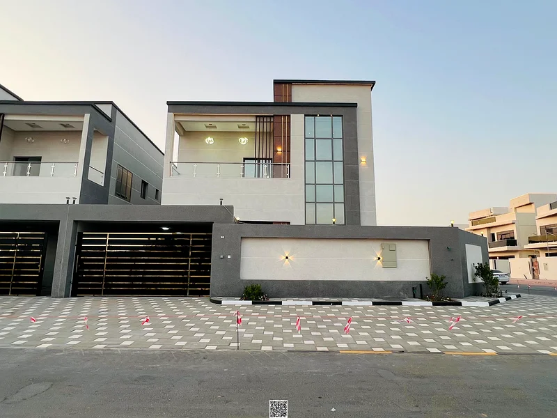 فيلا فاخرة للبيع في الهيليو 2 - السعر يشمل رسوم التسجيل والكهرباء والمياه ووحدات تكييف، قريبة من جميع الخدمات. مستوى عالي جدًا63903396193281113