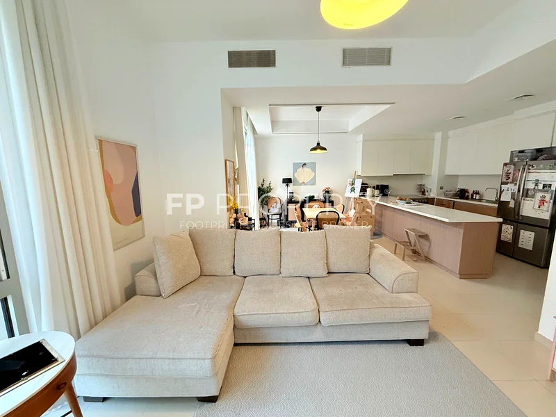 Spacious and Bright | 4BHk + Maid | Unfurnished63727121339393111