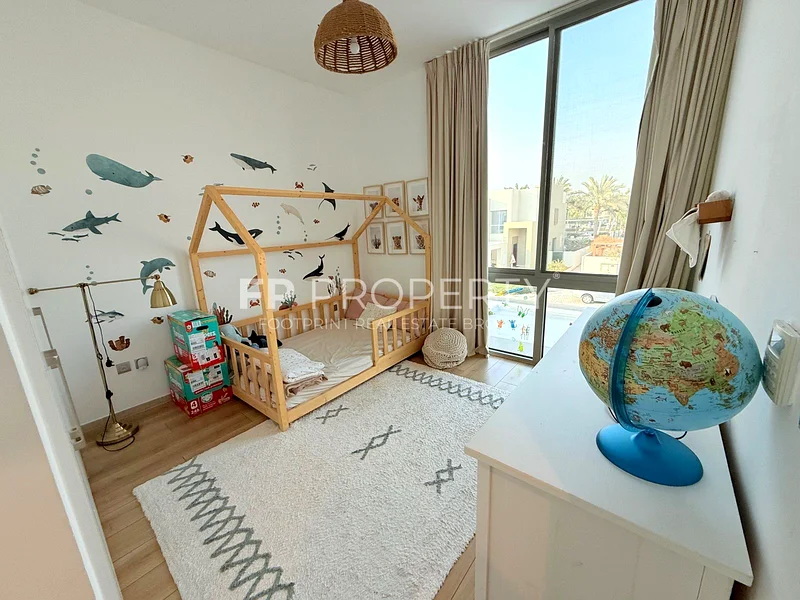 Spacious and Bright | 4BHk + Maid | Unfurnished63727121339393113