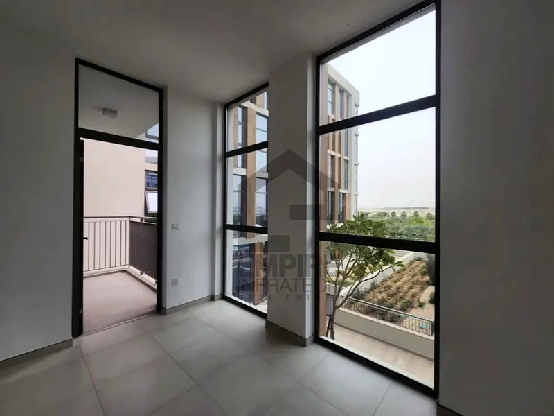 Bright | Large | Spacious Layout | Family Friendly63925623828737114