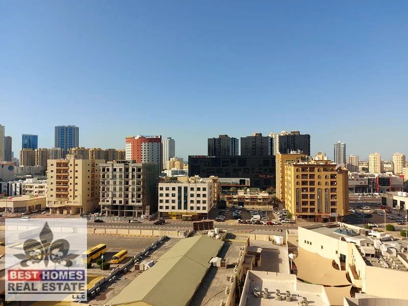 ستوديو للبيع مع موقف سيارات في برج النعيمية ج63885018961154113