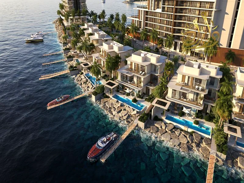 Ultra-Luxury Beachfront Living by Anantara with Private Boat Parking63861354705281110