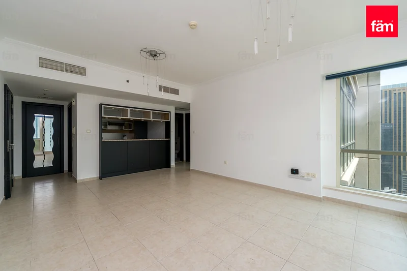 Vacant | Spacious | Unfurnished | Corner Unit63775122904705112