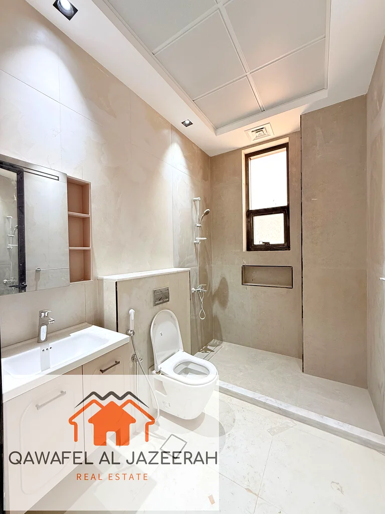 Brand new villa for rent in al wadi al shabak ( 5bedroom + hall + majlas + parking + service block63724981191683113