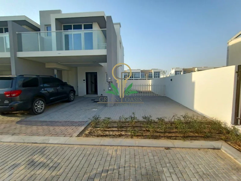Exclusive | Unfurnished | Vacant | 2 Cheques63741341896066110