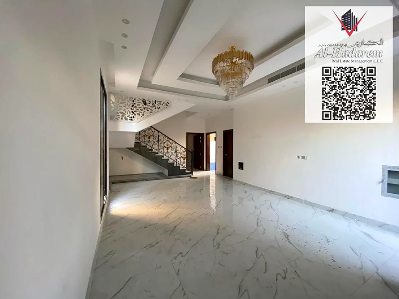 فيلا للبيع في منطقة البحية مع مسبح خاص:63883086928515114