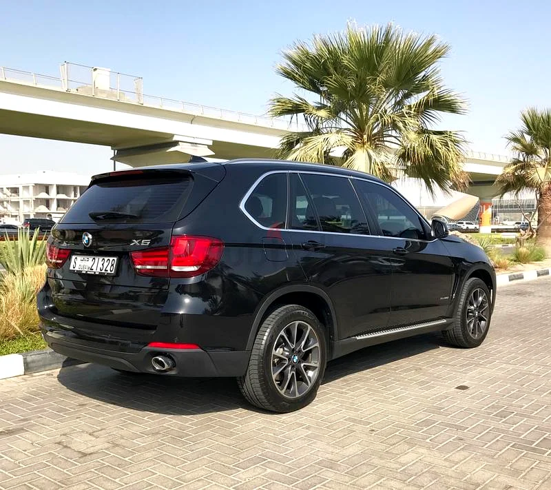 BMW X5, great condition and own driven63612446413827111