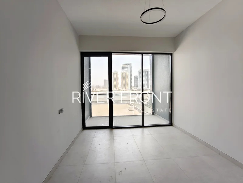 Ready to Move | Spacious Layout | Hot Deal63735000441985112